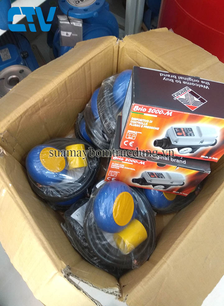 Phao Điện Tự Động Là Gì? Nguyên Lý Hoạt Động Của Phao Điện Trong Máy Bơm Nước