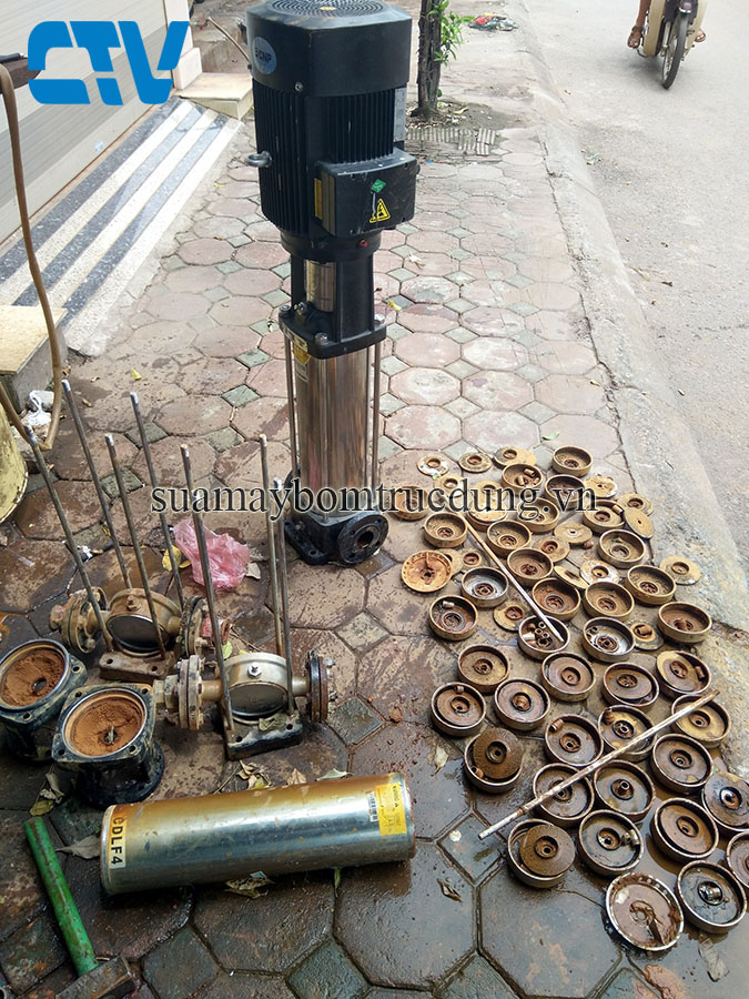 Sửa máy bơm trục đứng CNP bị hỏng cánh, ốp, buồng bơm