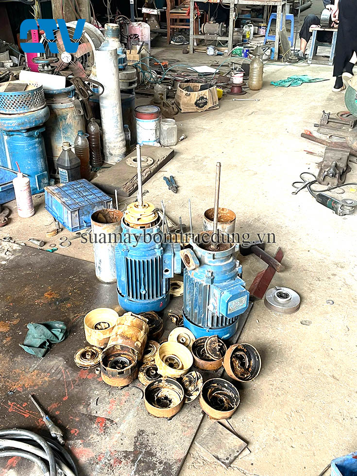 Cường Thịnh Vương sửa chữa thay bộ ruột buồng cánh máy bơm trục đứng Forerun chuyên nghiệp